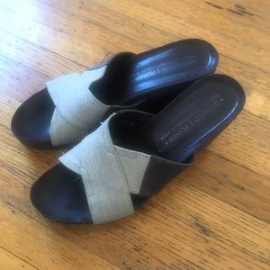 Donald J Pliner Wedge slides 7M